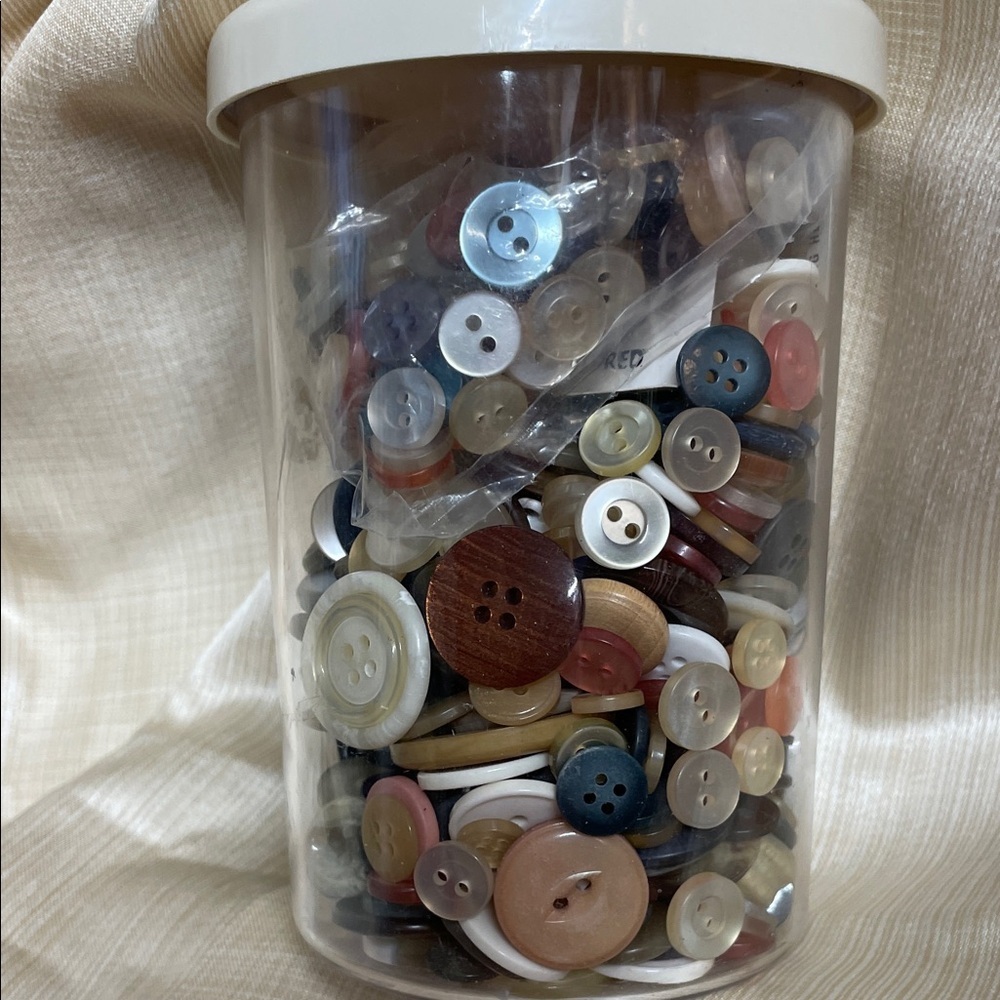 Assorted Button Collection for Arts & Crafts - Picture 1 of 6